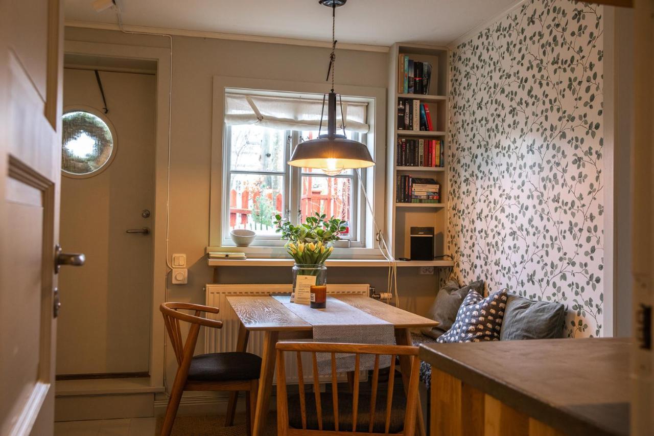 Vaxholms Bed & Breakfast Buitenkant foto